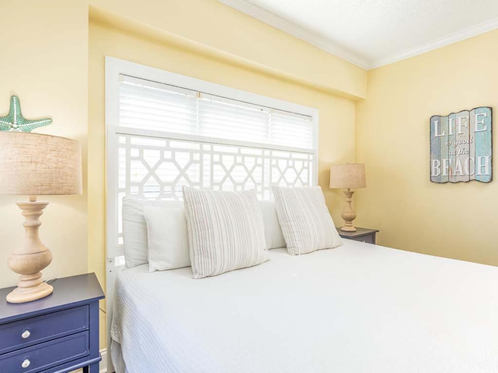 Apartment Sandpiper 207